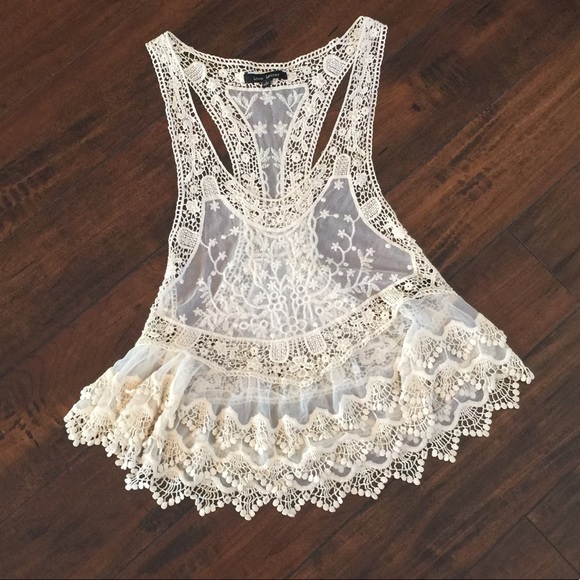 Embroidered Tank - Picture 2 of 5